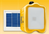 Cargador y luz solar