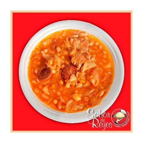 Caldo Gallego con Chorizo, porotos y garbanzos