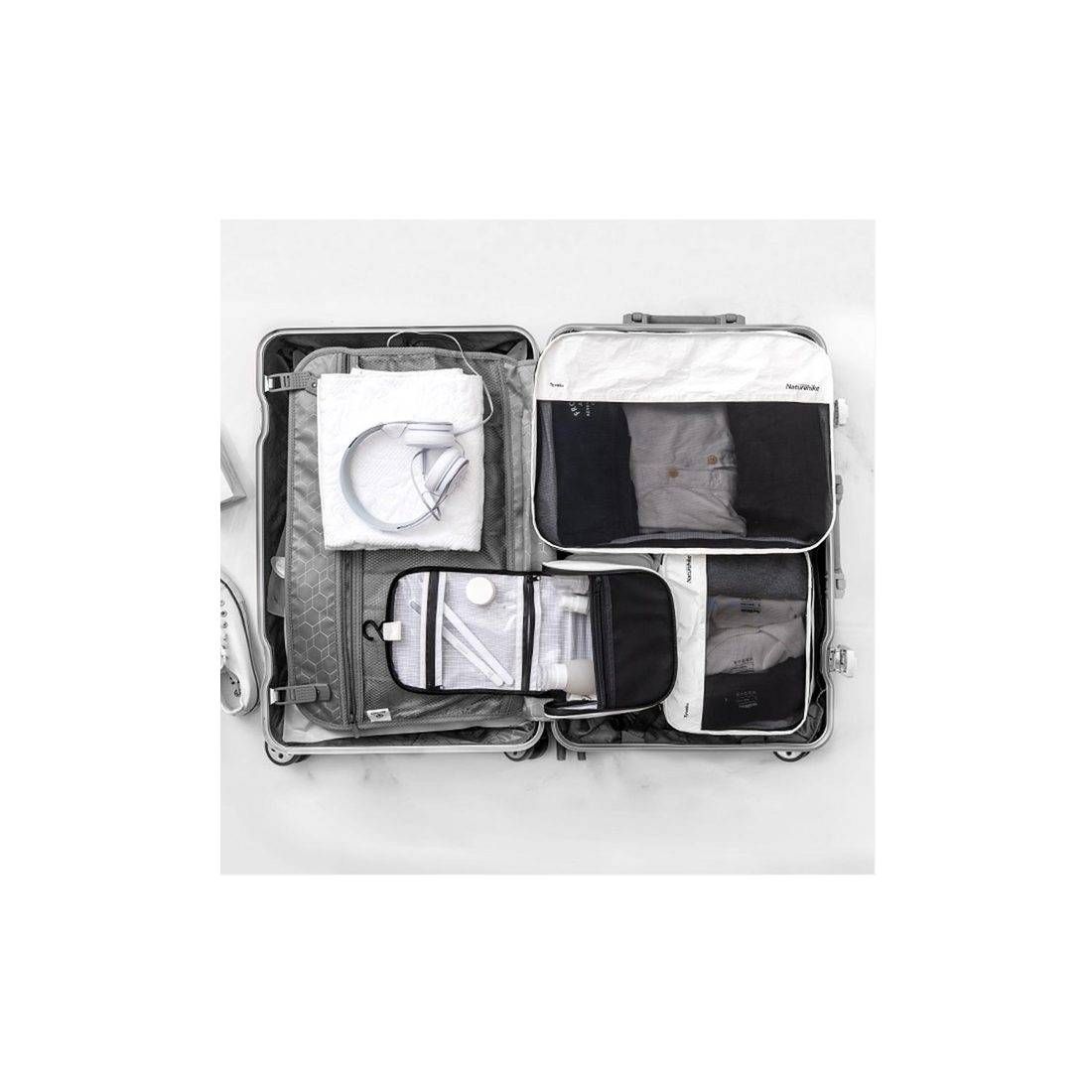 [ELIMINADO] Naturehike Organizador de ropa de Tyvek (set x 2)