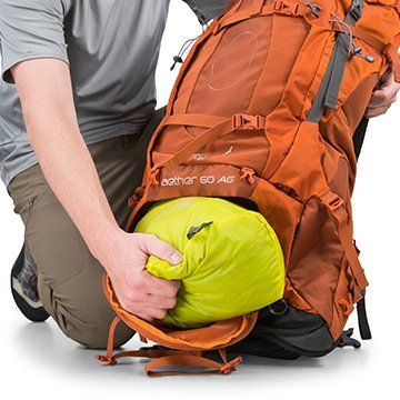 Osprey Ariel 65 AG Daypack Naka Outdoors Tienda de escalada